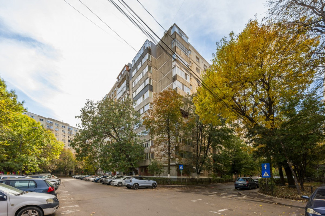 TINERETULUI - VISANA, APARTAMENT 2 CAMERE 53 MP, ETAJ 1, LA CHEIE!