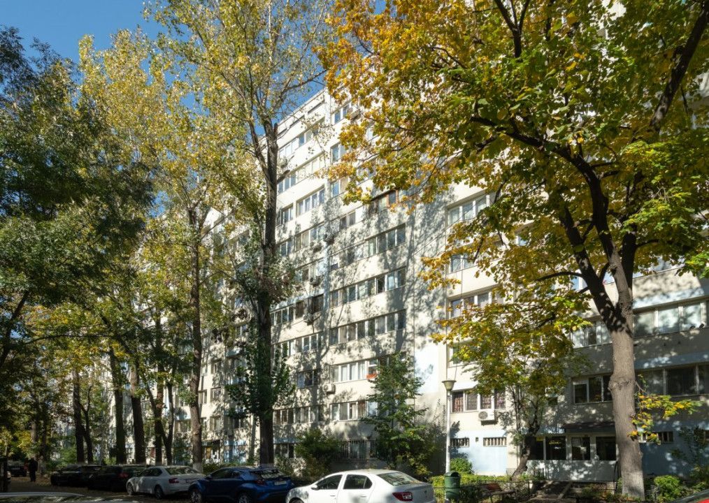 Atat de luminos! Doua camere cochete, 50mp.