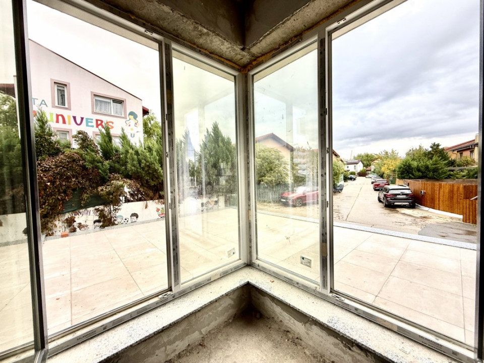 Pipera Azur acces A3 spatiu parter cu terasa 