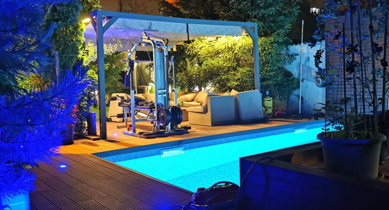 Vila cu piscina - Drumul Taberei - Prelungirea Ghencea - str Maracineni 