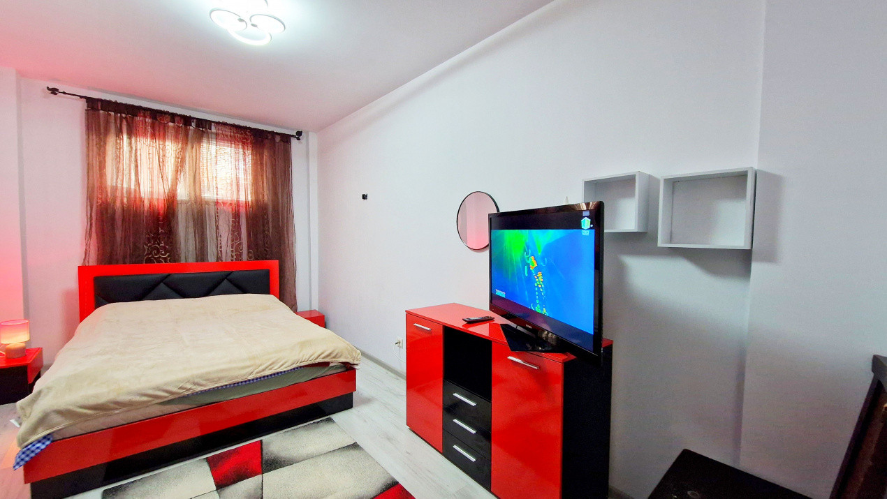 Apartament 3 camere  la demisol, mobilat si utilate cu garaj subteran