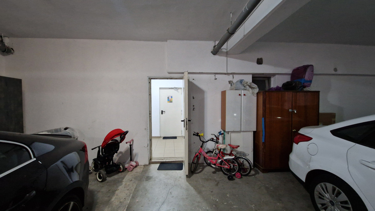 Apartament 3 camere  la demisol, mobilat si utilate cu garaj subteran