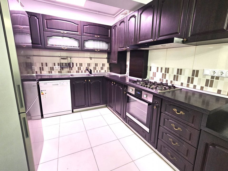 De vanzare 3 camere in bloc nou pe Ghiocei/Stefan cel Mare