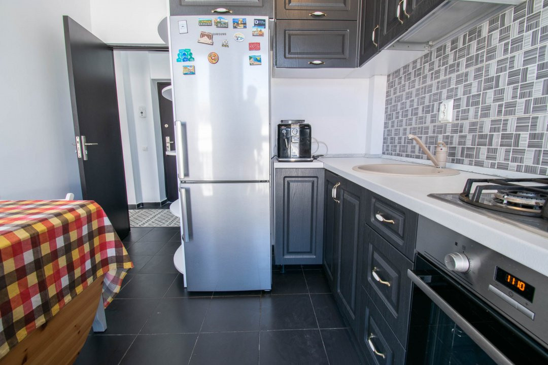 Parcul Teilor-Auchan Titan 2 camere,dec,mobilat si utilat+loc parcare