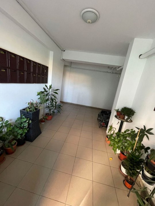 Parcul Teilor-Auchan Titan 2 camere,dec,mobilat si utilat+loc parcare