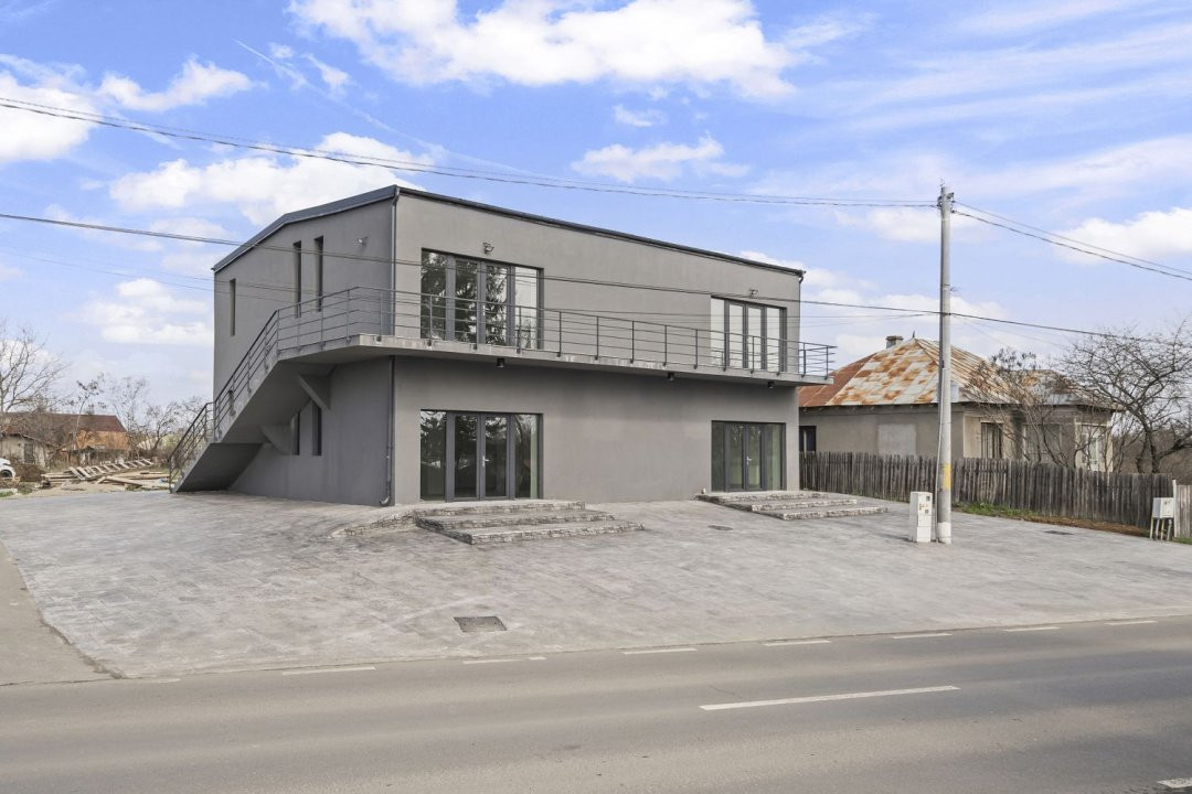 De inchiriat spatiu comercial nou - Peris, la strada principala