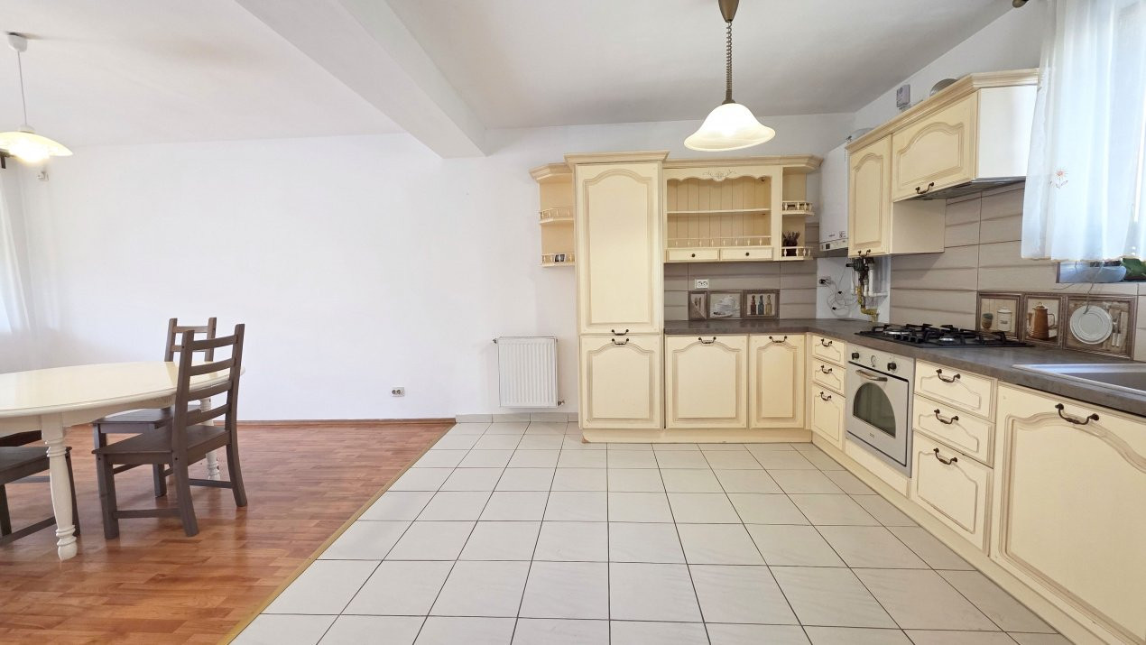 Green City. Casa frumoasa, gradina si liniste de vanzare