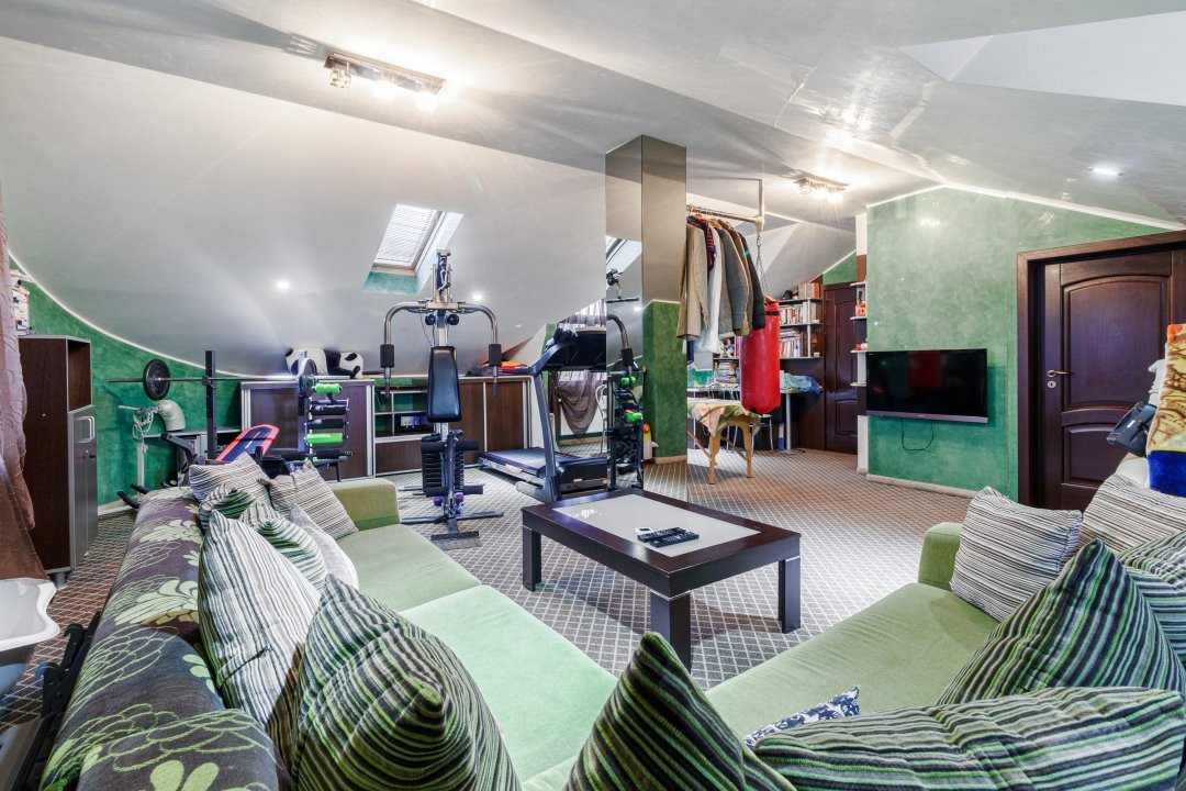 Vilă individuală cu piscină,  garaj dublu • teren 766 mp • Popești-Leordeni