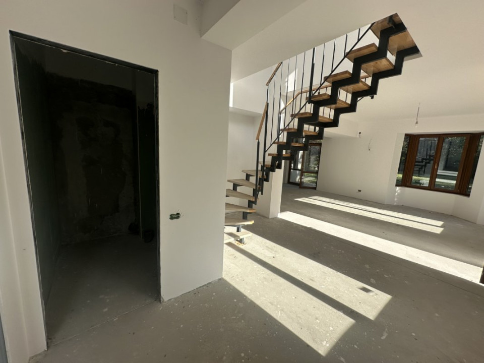 CORBEANCA-PARADISUL VERDE VILA P+E+M 507 MP, LOT 1095 MP 