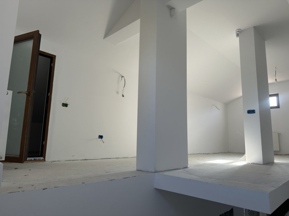 CORBEANCA-PARADISUL VERDE VILA P+E+M 507 MP, LOT 1095 MP 