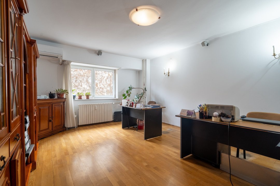 Apartament cu 4 camere Calea Calarasi - vedere laterala