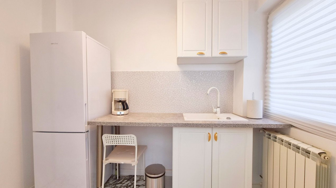 Ap 2 camere in bloc consolidat langa Cismigiu, Sala Palatului, Stribei Voda