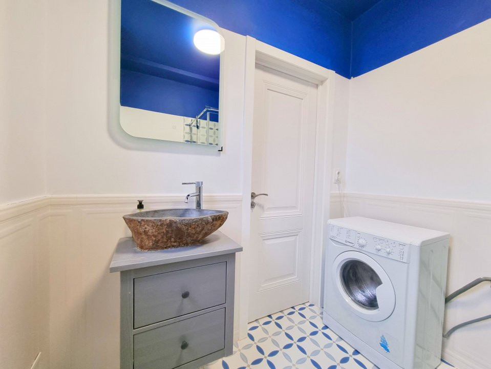 Ap 2 camere in bloc consolidat langa Cismigiu, Sala Palatului, Stribei Voda