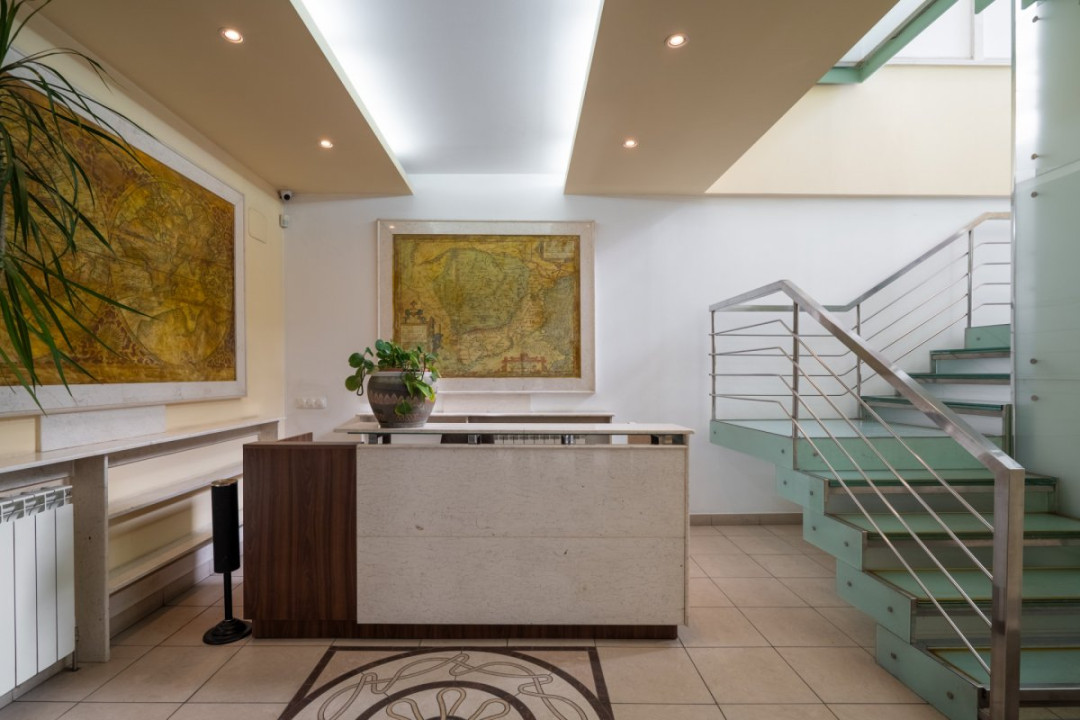 Ocazie rara pt Investitie: Spatii pentru Birouri / Clinica, 1355mp, Bd. Unirii!