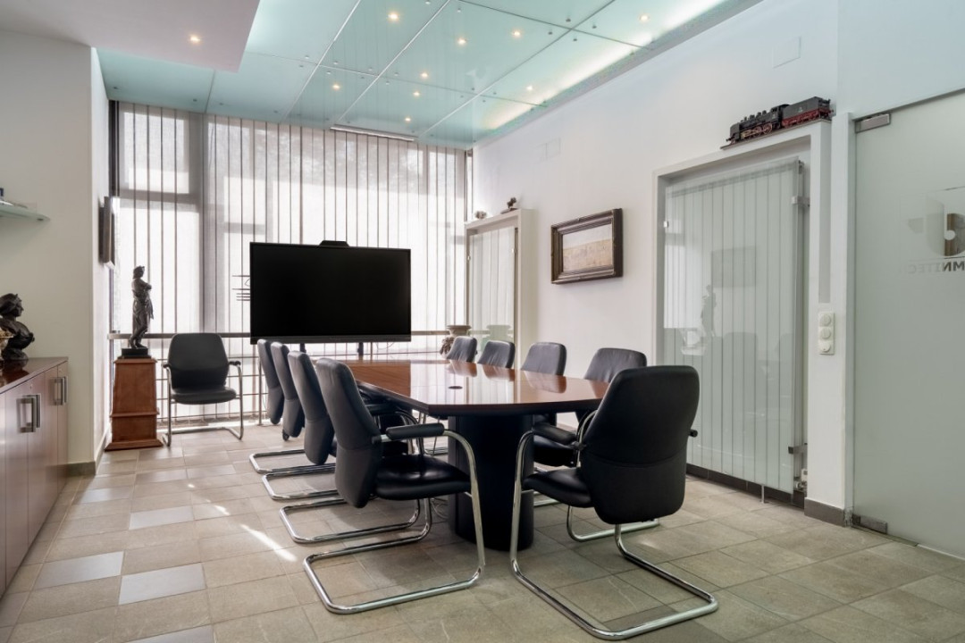 Ocazie rara pt Investitie: Spatii pentru Birouri / Clinica, 1355mp, Bd. Unirii!