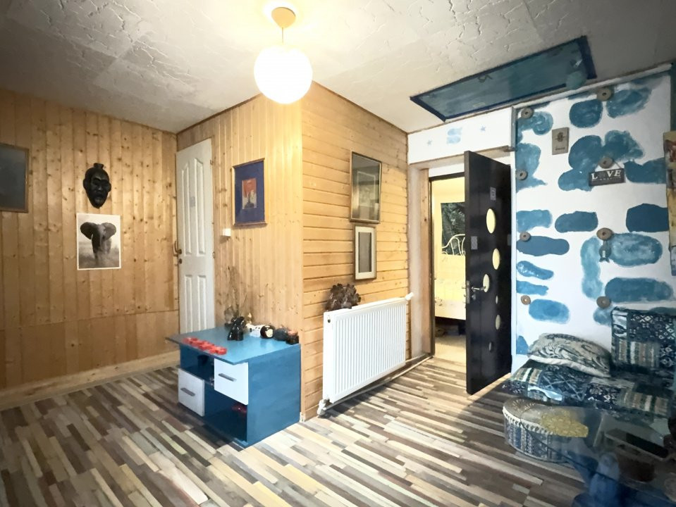 Unele case nu se cumpără. Se descoperă.