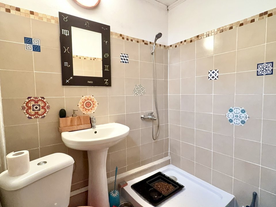 Unele case nu se cumpără. Se descoperă.