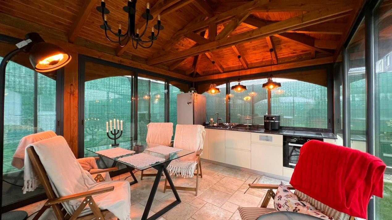 Casa eleganta cu 6 camere, complet mobilata si utilata – City Gardens, Otopeni