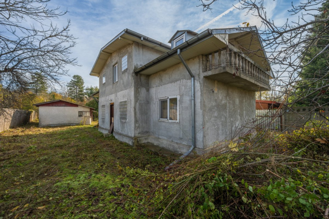 SNAGOV – CENTRAL, CASA 144 MP, LOT 1000 MP!