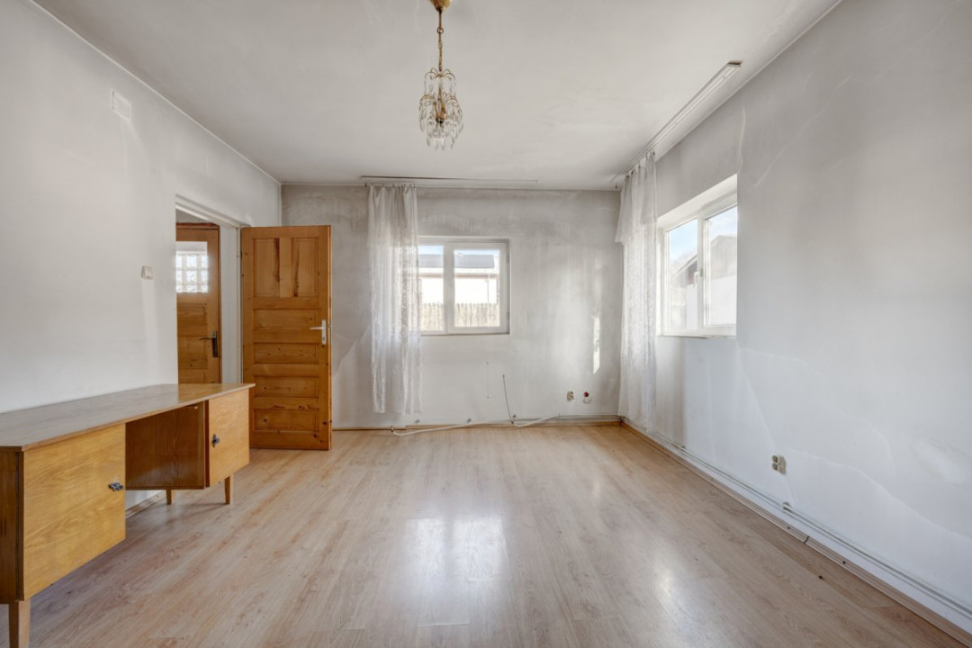 SNAGOV – CENTRAL, CASA 144 MP, LOT 1000 MP!