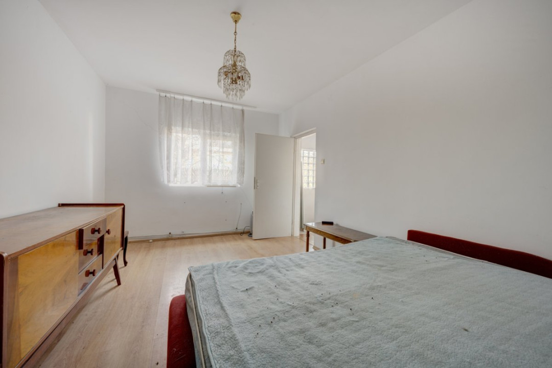 SNAGOV – CENTRAL, CASA 144 MP, LOT 1000 MP!