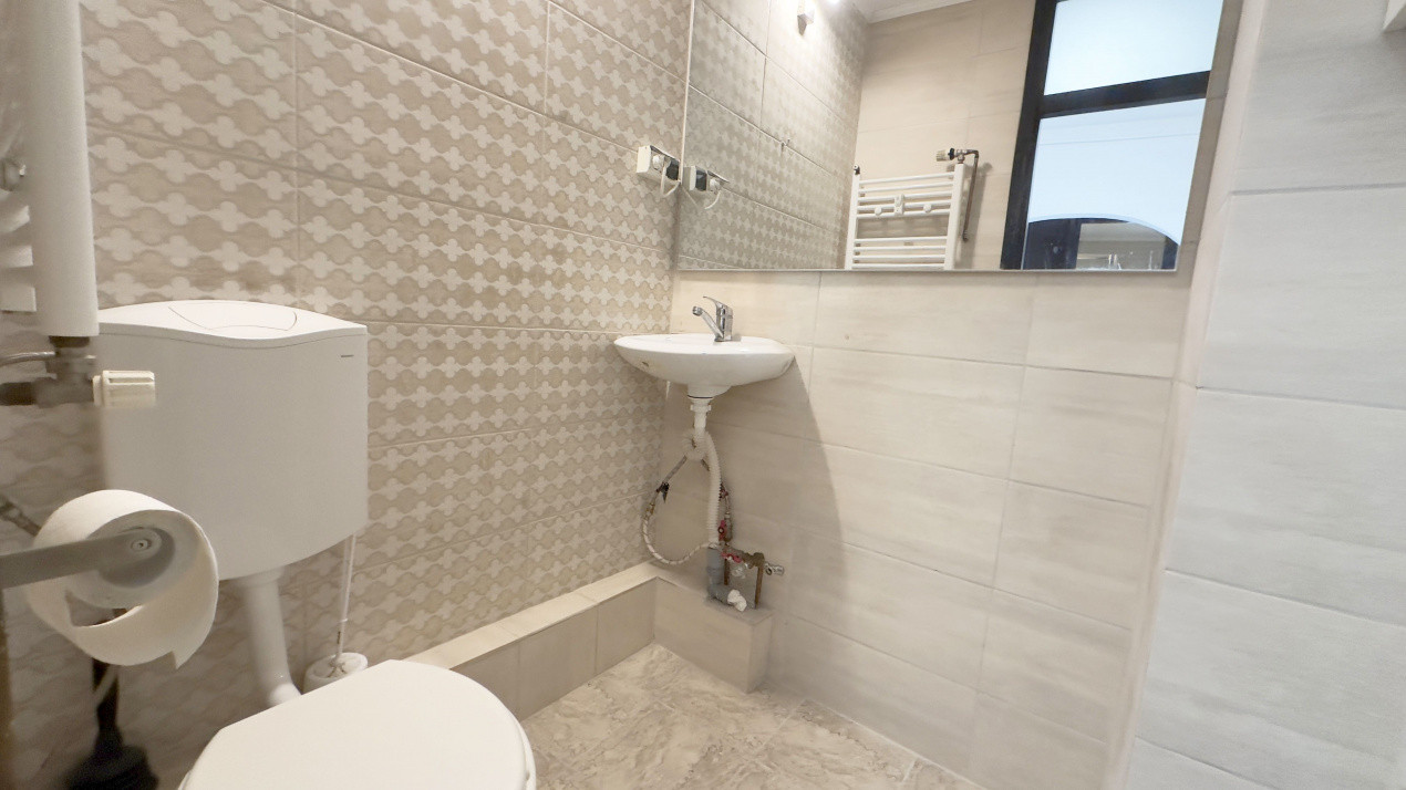 Apartament 3 camere, decomandat, 2 bai, vedere libera, Vitan.