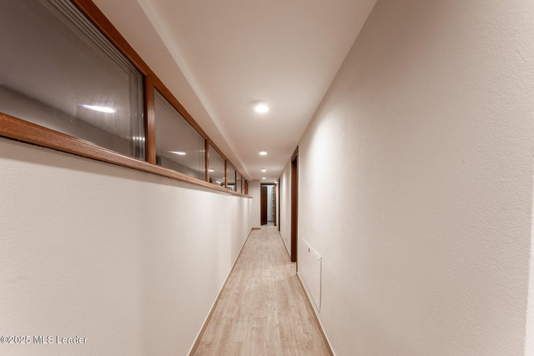 Casa TA de pe malul lacului Mogosoaia