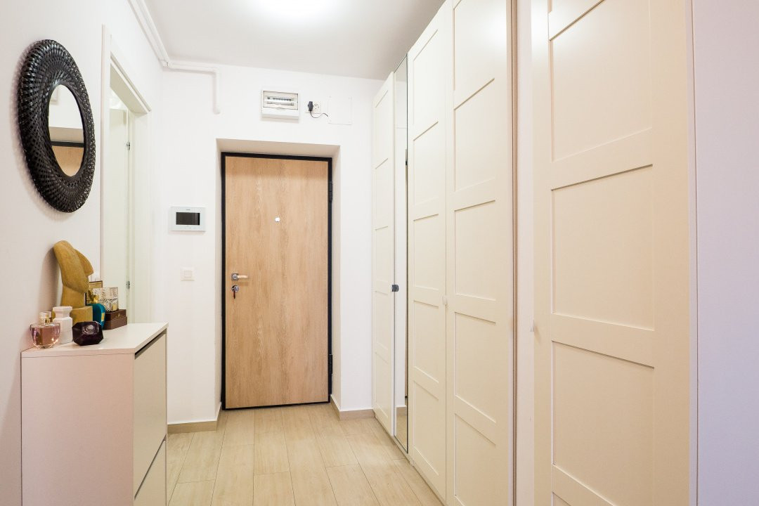 Garsoniera luminoasa in Hils Pallady, metrou, utilata la cheie