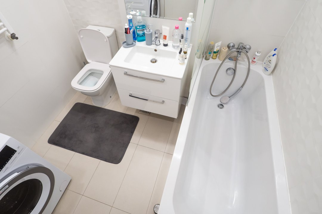 Garsoniera luminoasa in Hils Pallady, metrou, utilata la cheie