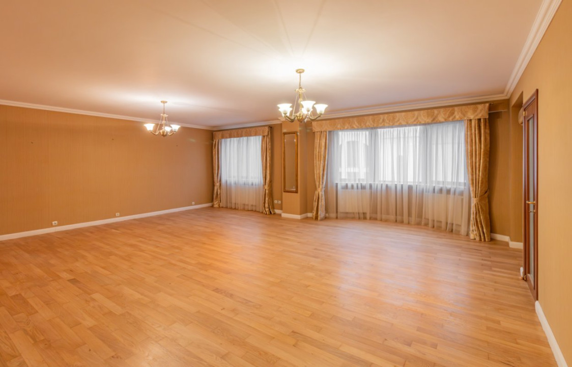 Vezi Parcul Kiseleff! Apartament spectaculos, 4 camere, 175mp