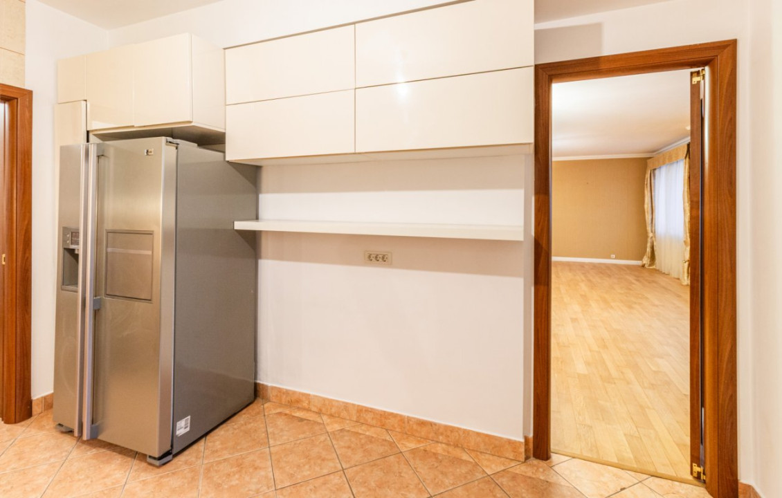 Vezi Parcul Kiseleff! Apartament spectaculos, 4 camere, 175mp