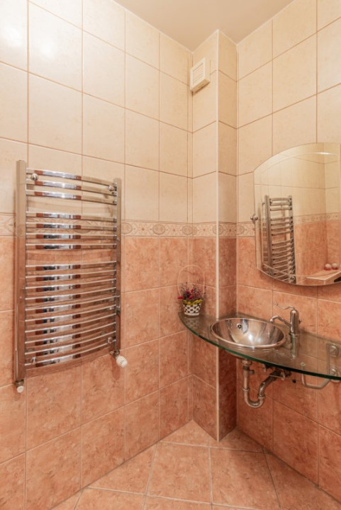 Vezi Parcul Kiseleff! Apartament spectaculos, 4 camere, 175mp