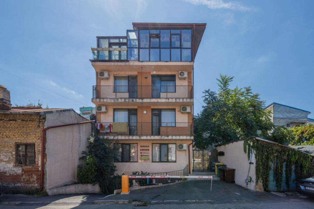 Primaria S1 - Apartament - loc de parcare suprateran - acces dublu 