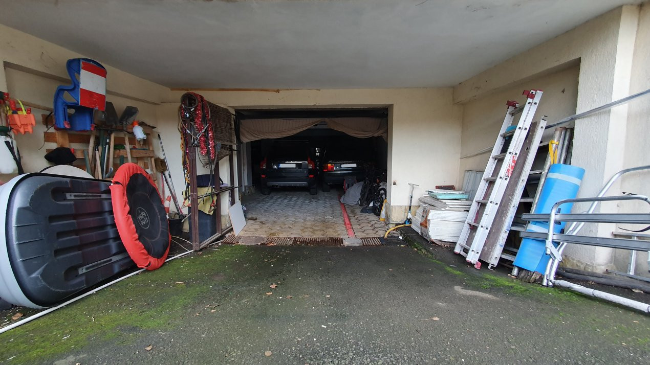 Casa de VANZARE in sector 5 Str. Antiaeriana resedinta sau after school