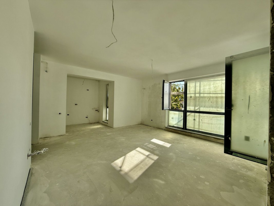 Ultracentral Dacia-Mosilor- pret cu discount *