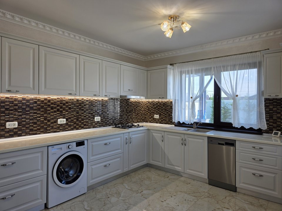 Luxury Villa • Reședință Unică într-un Ansamblu Privat