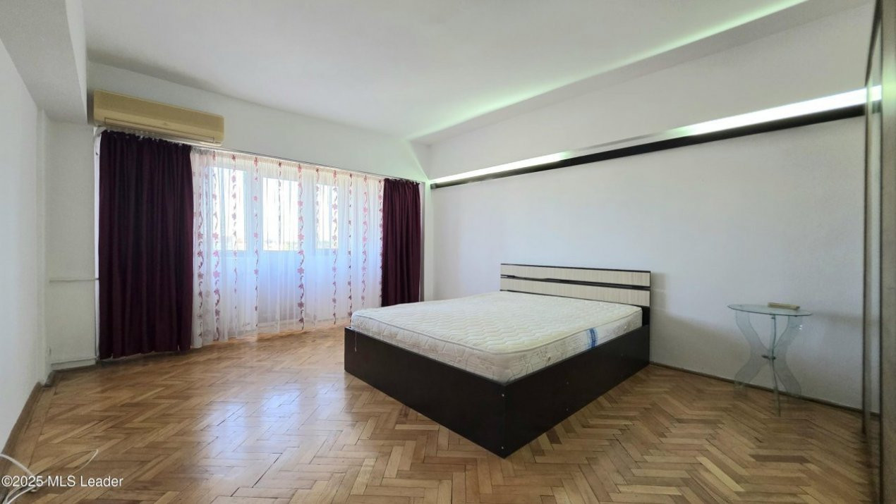 Regina Maria - Libertatii, 3 Camere Decomandat, Panorama