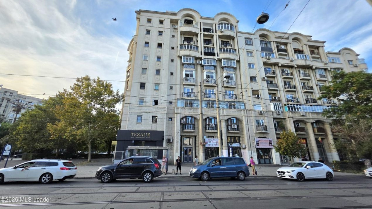 Regina Maria - Libertatii, 3 Camere Decomandat, Panorama