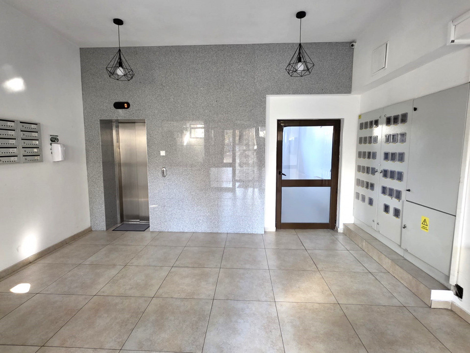 De vanzare 2 camere in Berceni - 10 min metrou Aparatori, str Moldovita 