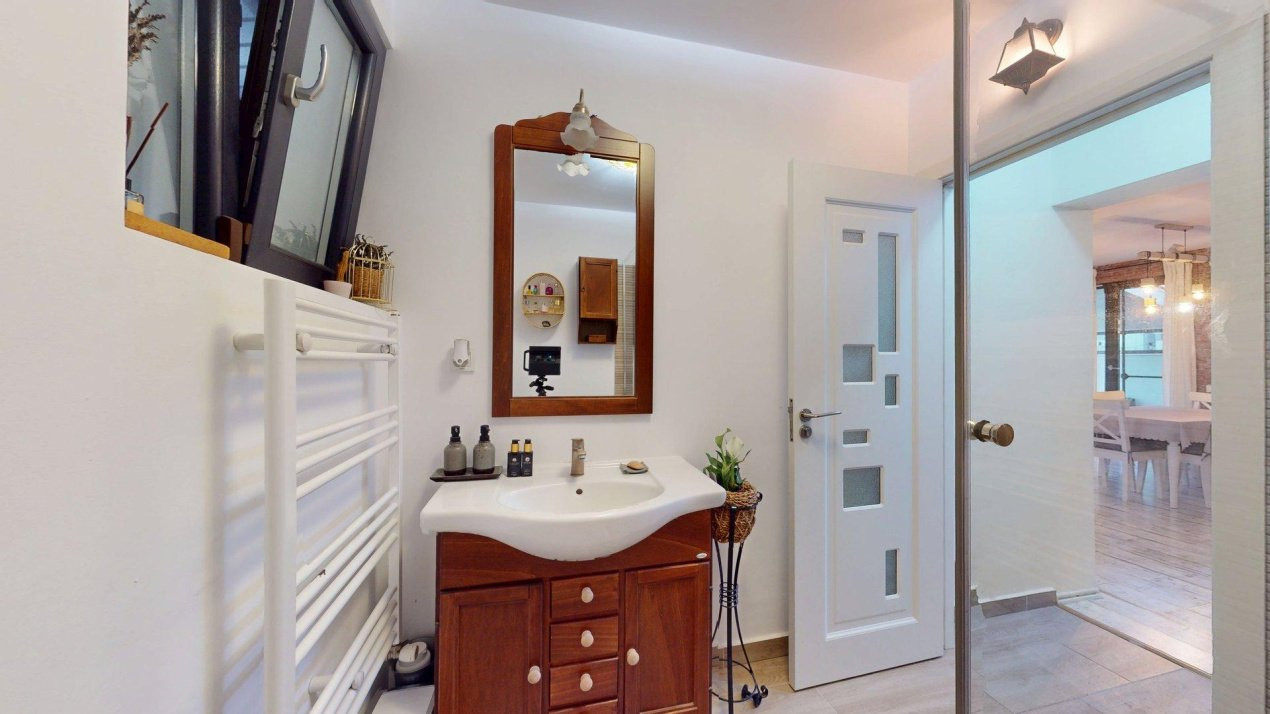 De vanzare vila Petresti/Corbeanca