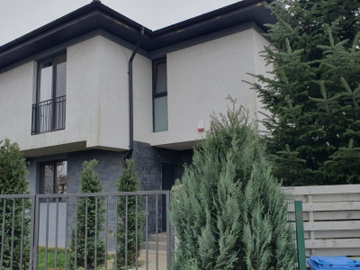 De vanzare vila Petresti/Corbeanca