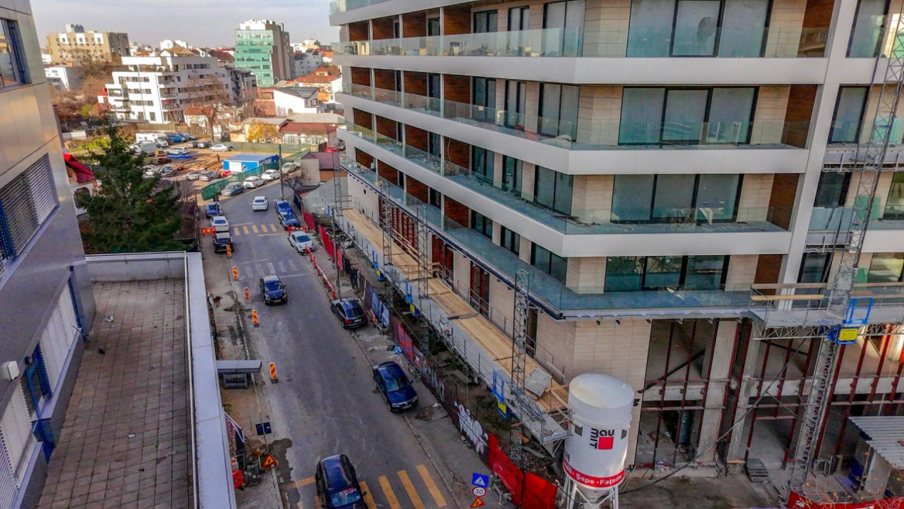 Spatii comerciale | 182-463 mp | Subsol | Barrio Residence Unirii