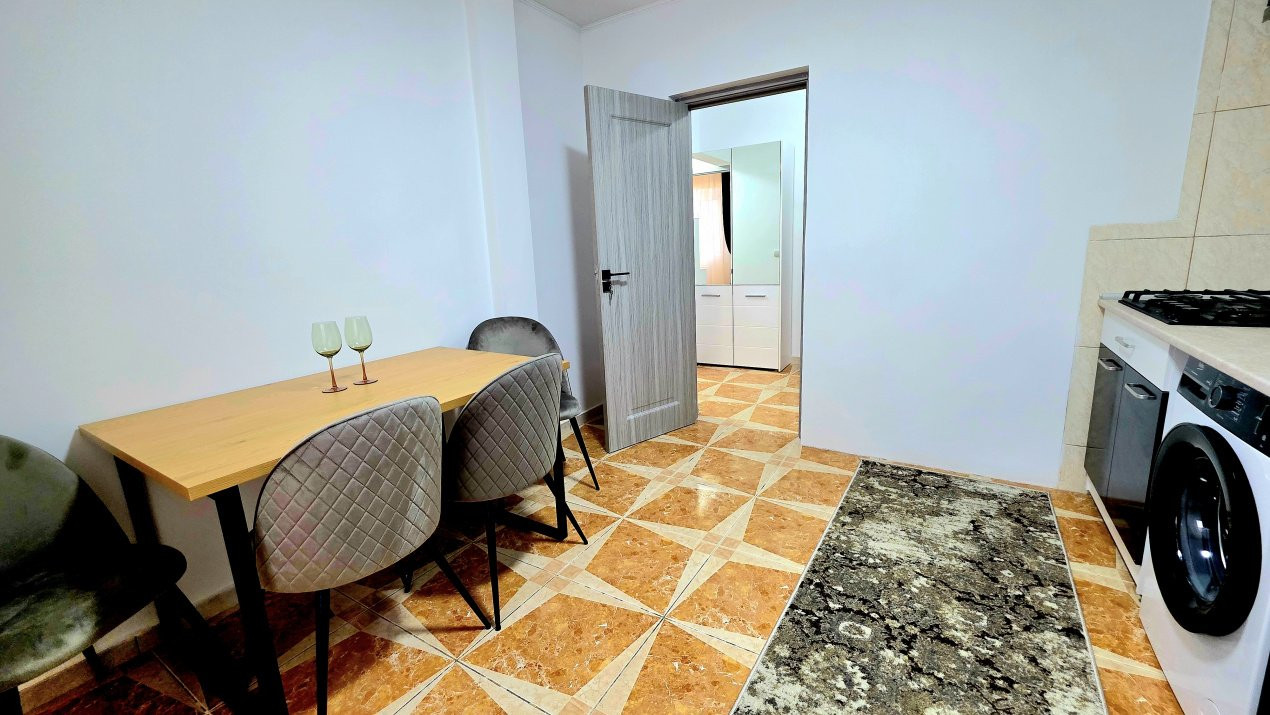 Apartament 2 camere decomandat in piata Muncii
