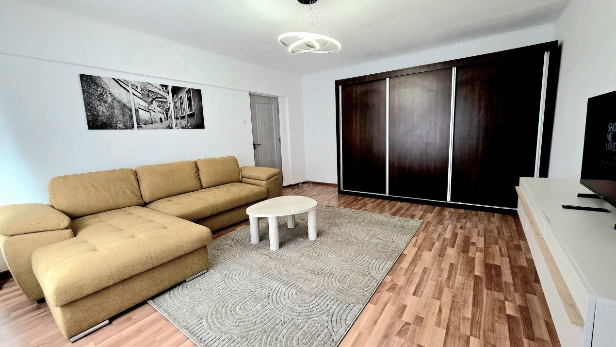 Apartament 2 camere decomandat in piata Muncii