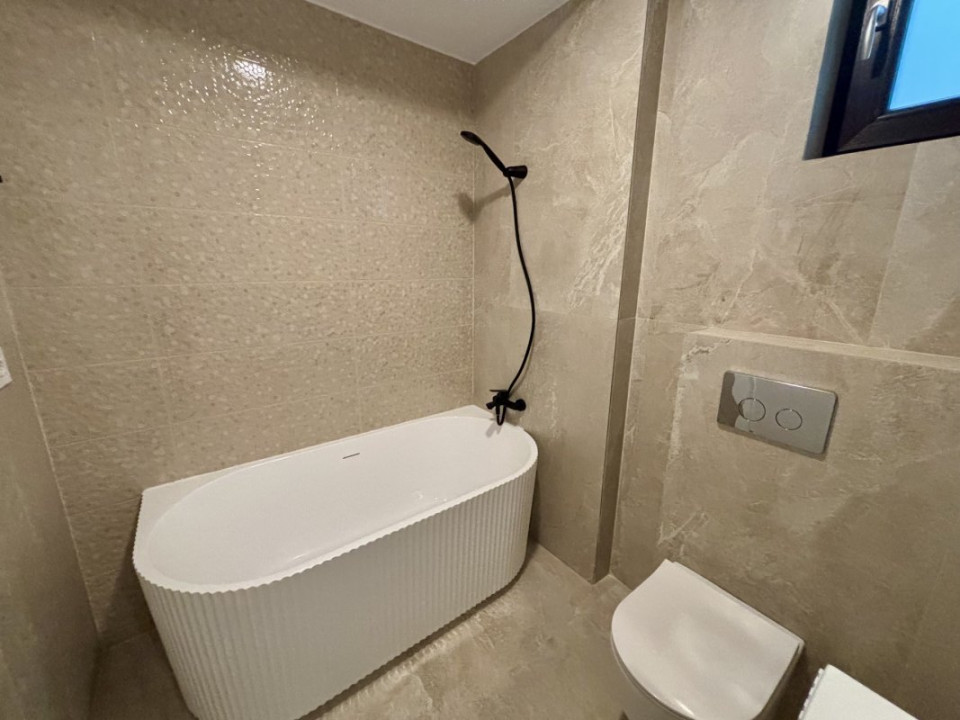 Vila mobilata in complex nou, Voluntari