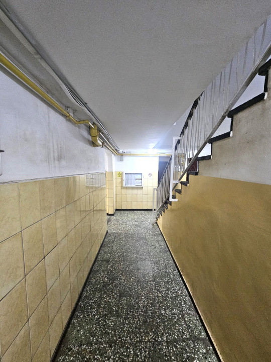 De vanzare 2 camere Lujerului - Ale Cetatuia(centrala proprie)