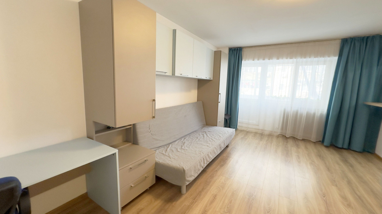 Cauți o garsonieră? Asta s-ar putea să fie prea bună ca să o ignori!