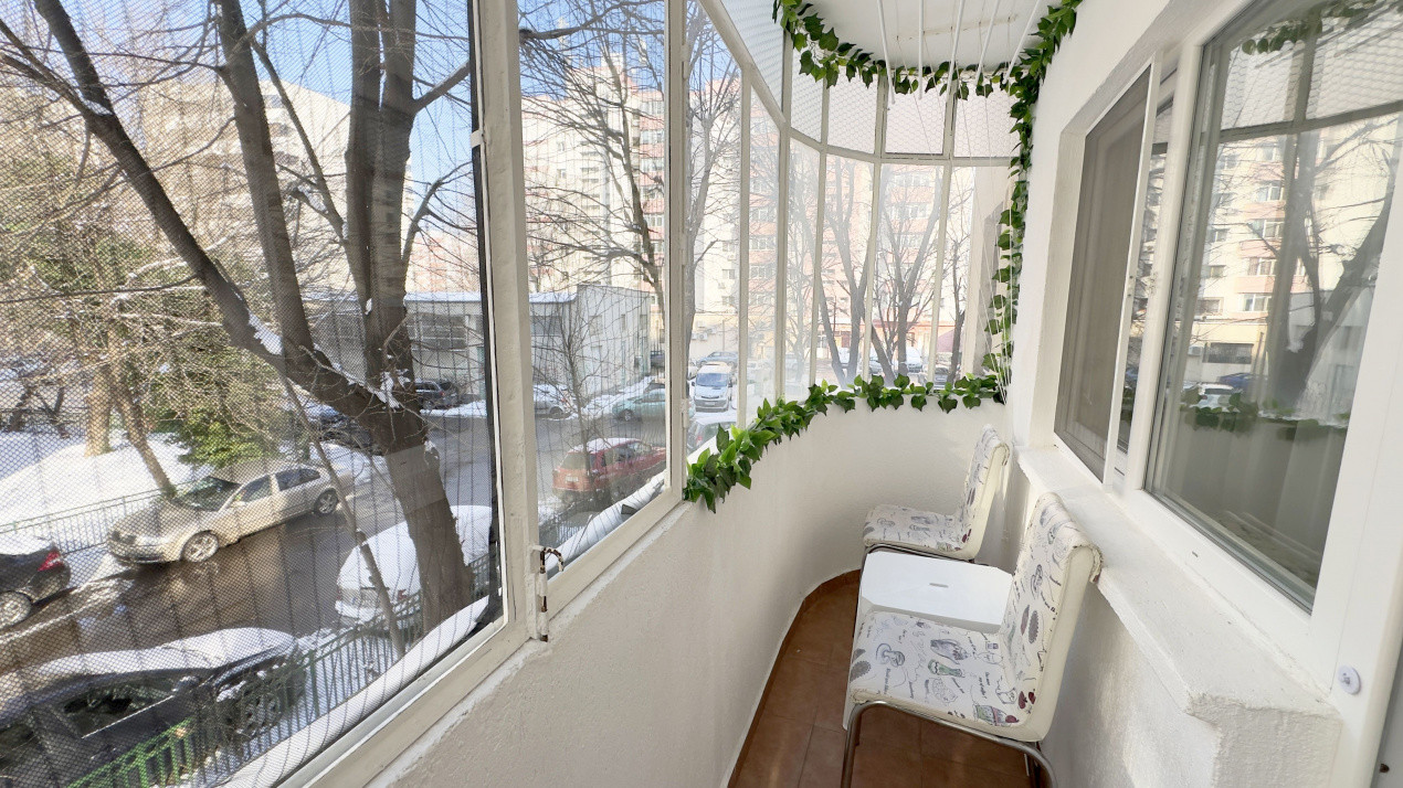 Cauți o garsonieră? Asta s-ar putea să fie prea bună ca să o ignori!