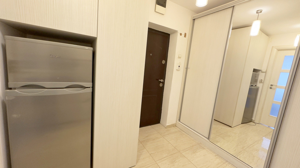 Cauți o garsonieră? Asta s-ar putea să fie prea bună ca să o ignori!