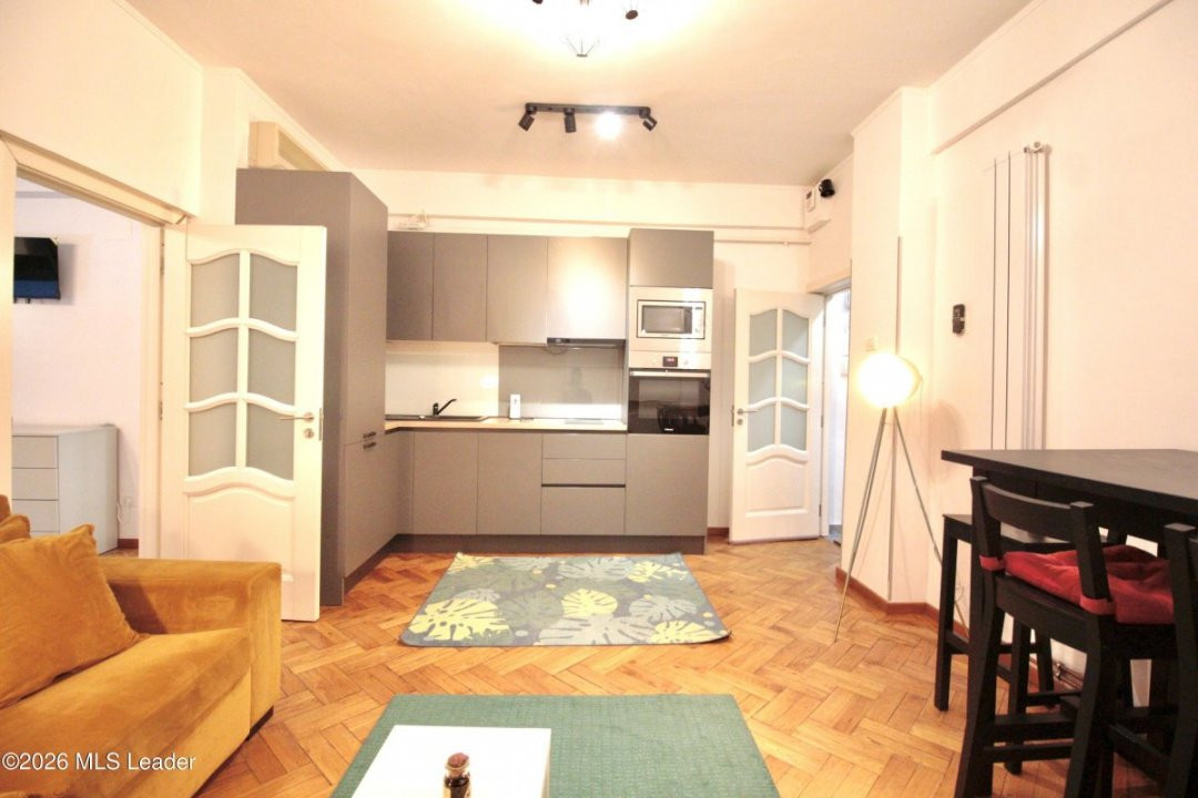 VASILE LASCAR- BATISTEI, STUDIO 41 MP, RENOVAT, LIBER, MOBILAT SI UTILAT COMPLET